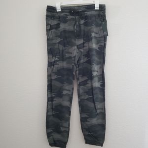 NWT Wild Fable Camo Sweatpants